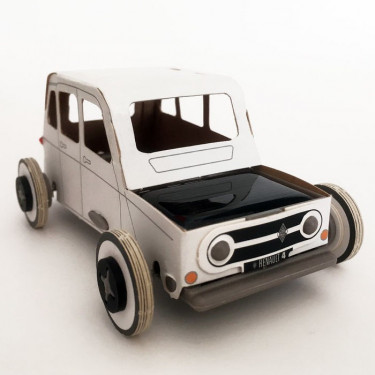 Autogami Renault 4L blanche, voiture solaire