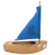 Petit voilier TIROT en bois, voile bleue, modèle 200