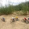 Figurine cycliste maillot jaune _ Bernard & Eddy
