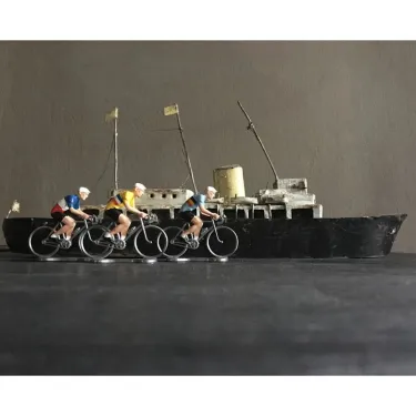 Figurine cycliste maillot France _ Bernard & Eddy