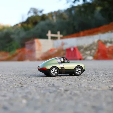 Voiture Playforever Luft Hopper verte