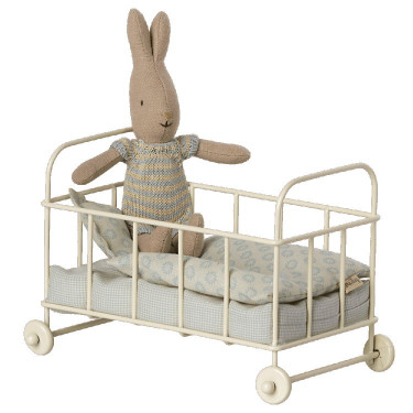 Lit bébé en métal blanc pour souris Maileg