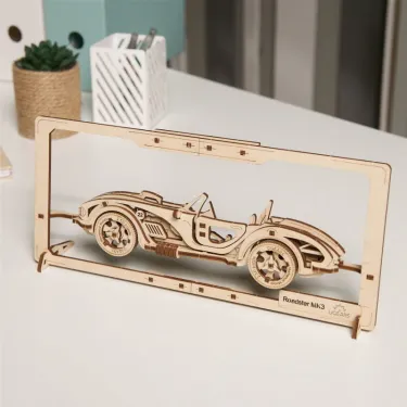 Roadster MK3– UGEARS Puzzle 2,5D en bois