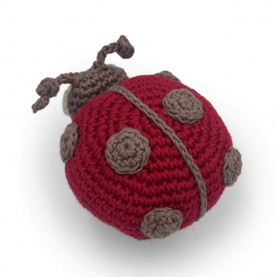 Jouet apaisant Coccinelle rouge en crochet en coton bio - Myum -The veggy  toys