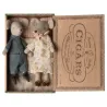 Grand-mère & grand-père souris dans leur boîte à cigares Maileg