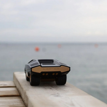 Voiture Playforever UFO noire