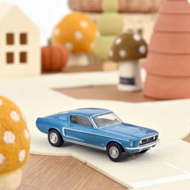 Ford Mustang GT Fastback 1968 bleu Acapulco Norev 1-43