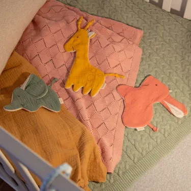 Doudou girafe bruissant SIGIKID 39800