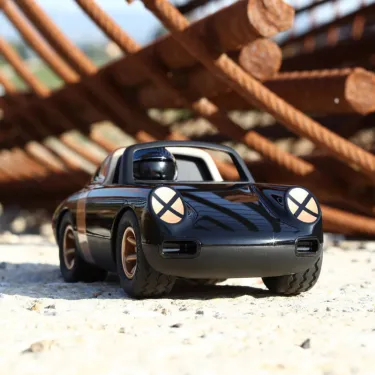 Voiture Playforever Luft Crow noire