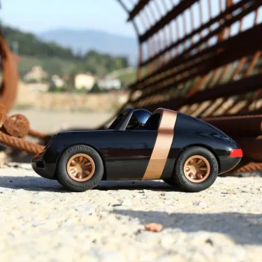 Voiture Playforever Luft Crow noire