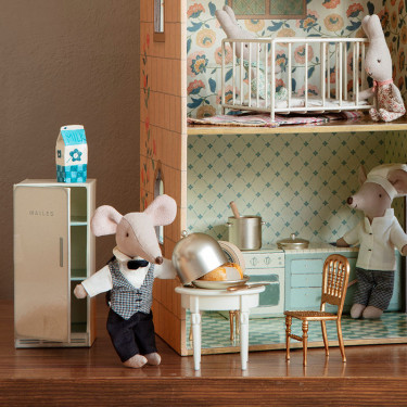 Réfrigérateur miniature en carton Maileg