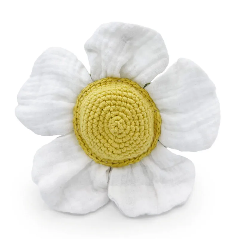 Jouet réversible Fraise/Fleur en crochet en coton bio - Myum -The veggy toys