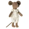 Souris grande soeur dans sa boîte Maileg