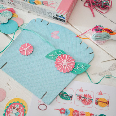 Collier 3 rangs à créer "Flora" DIY DJECO 7994