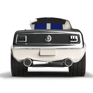 Voiture jouet Ford Mustang beige, vue arrière nette montrant les feux, l’emblème et les pipes d’échappement chromées.