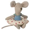 Petite soeur souris de plage avec bouée Maileg - Pois rouges