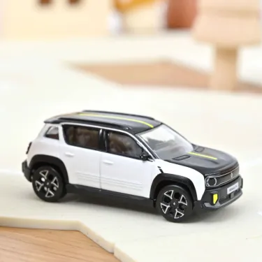 Renault 4 E-Tech 2025 blanc glacier Norev 1/64