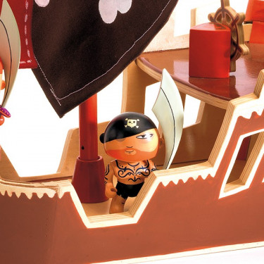 Bateau pirate Arty Toys djeco 6830