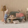 Table basse ovale miniature en bois naturel pour souris Maileg
