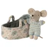 Bébé souris dans son couffin Maileg - Bleu