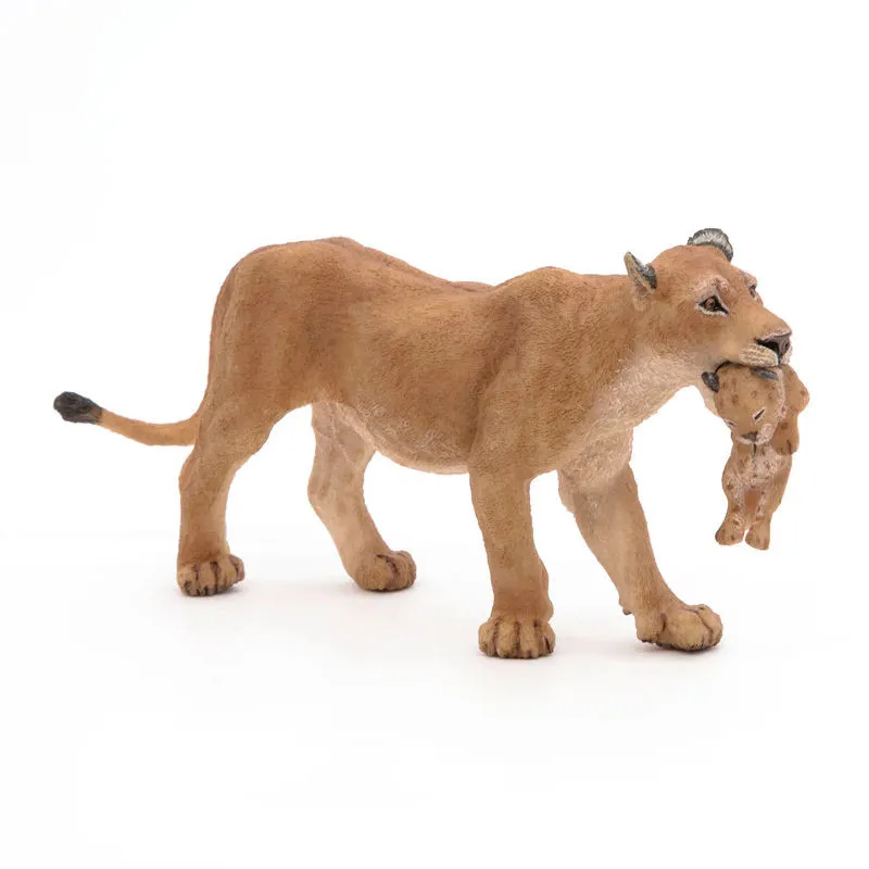 Lionne avec lionceau PAPO 50043