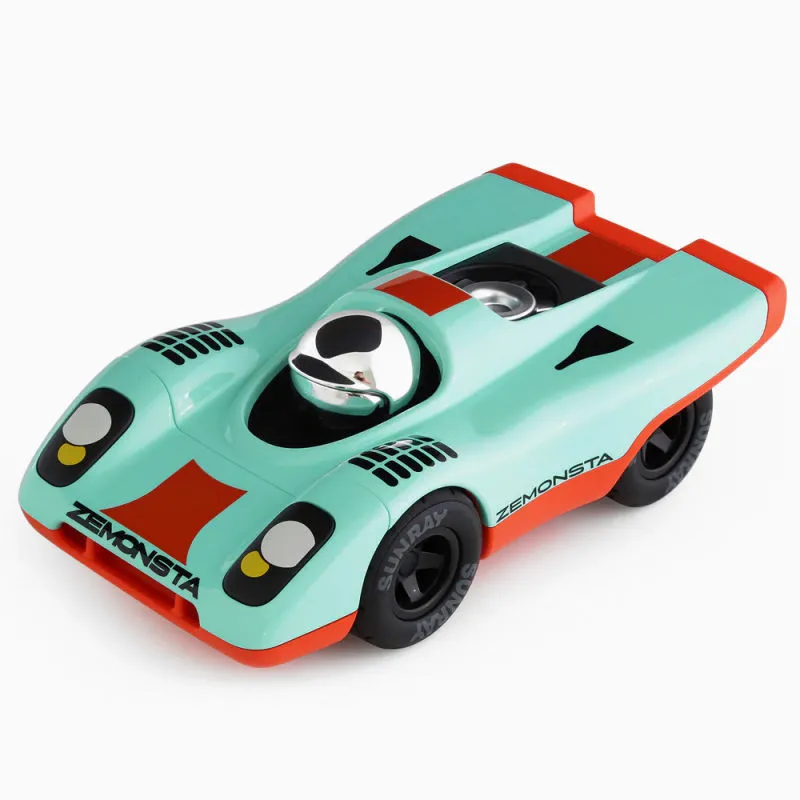 Voiture Playforever Zemonsta Klaus