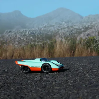 Voiture Playforever Zemonsta Klaus