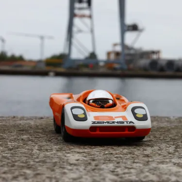 Voiture Playforever Zemonsta Egon