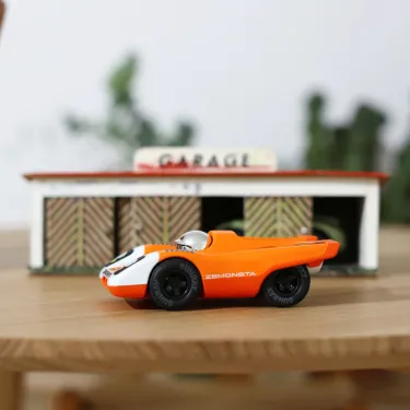 Voiture Playforever Zemonsta Egon