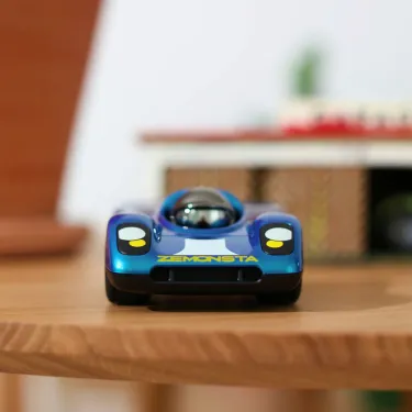 Voiture Playforever Zemonsta Hans