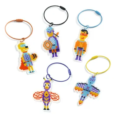 Porte-clés à fabriquer en plastique magique "Héros Pixel Art" DIY DJECO 79005