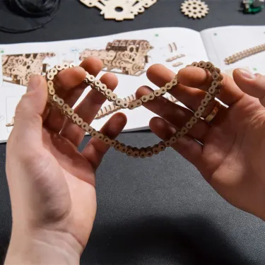 Moteur V8 Ugears