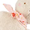 Doudou lapin blanc SIGIKID 31273 - tissu éponge - vue du foulard rose autour du cou