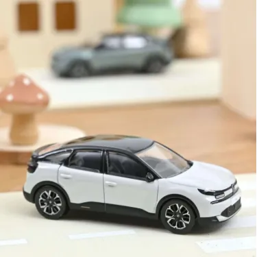 Citroën C4 2025 Blanche - voiture jouet Norev 1/64