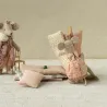 Princesse souris au petit pois, en cours de rangement