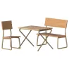 une chaise, un banc, et une table Maileg en bois et métal pour le jardin.