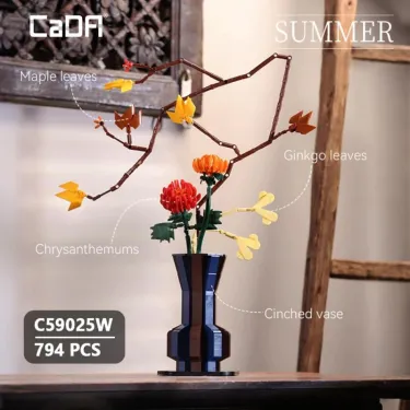 Kit de construction Cada fleurs Automne: vase cintré bleu avec fleurs chrysanthemums et feuilles Ginkgo, 795 pièces, décor détaillé.