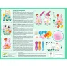 Ensemble de décoration avec points et pompons pour animaux dans l’herbe, kit DJECO 0965,avec figures girafes colorées et accessoires.
