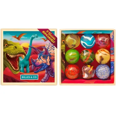 Coffret de 9 billes calots “Dinosaures” Billes & Co avec illustrations de dinosaures sur la boîte ouverte et billes colorées à l'intérieur.