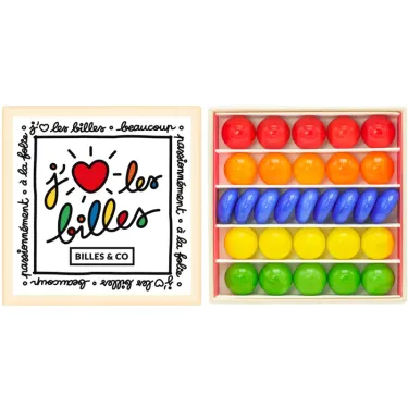 Petit coffret de billes "J'aime les billes" Billes & Co avec 5 rangées de billes colorées dans le coffret.