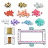 Boîte de matériel de tissage Majuscules DJECO 0033: perles miniatures colorées, fils doré et argenté, et cadre imprimé prêt à créer bracelets et motifs.
