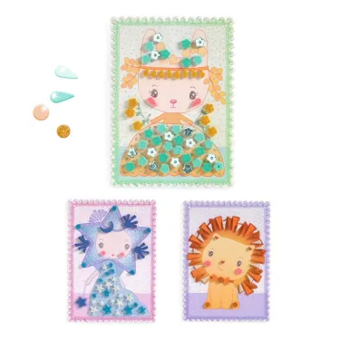 Trois petites mosaïques DJECO Margo & Co: une princesse décorée, et un lion et une lapine en style pastel avec bordures en pompons.