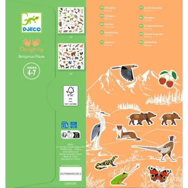 Verso autocollants Faune Djeco 9285, emballage vert et orange avec animaux et paysages, étiquette FSC et design par Benjamin Flow.