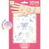 Tatouages 'Lucky charms' DJECO 9596 - planche de tatouages temporaires irisés sur fond blanc avec motifs licorne, papillon et fleurs, emballage rose à pois.