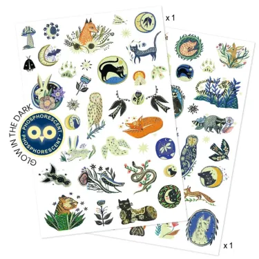 Tatouages phosphorescents "Reflets de nuit" DJECO 9618, planches décoratives avec motifs animaux, plantes et gemmes brillants dans l’obscurité.