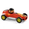 Voiture de course rouge miniature Crazy Motors DJECO 5455 avec pilote noir et casque, flammes jaunes et roues jaunes.
