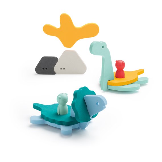 Jouets en bois colorés représentant des animaux marins jouets d’éveil, avec des pièces assemblables en forme de poissons et animaux, et éléments décoratifs.