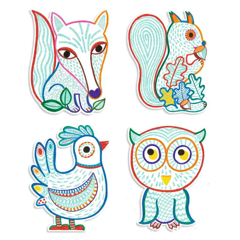 Quatre animaux colorés en motifs crayonnés: renard, écureuil, oiseau et hibou, dessins amusants pour enfants. Quatre animaux colorés en motifs crayonnés: renard, écureuil, oiseau et hibou, dessins amusants pour enfants.